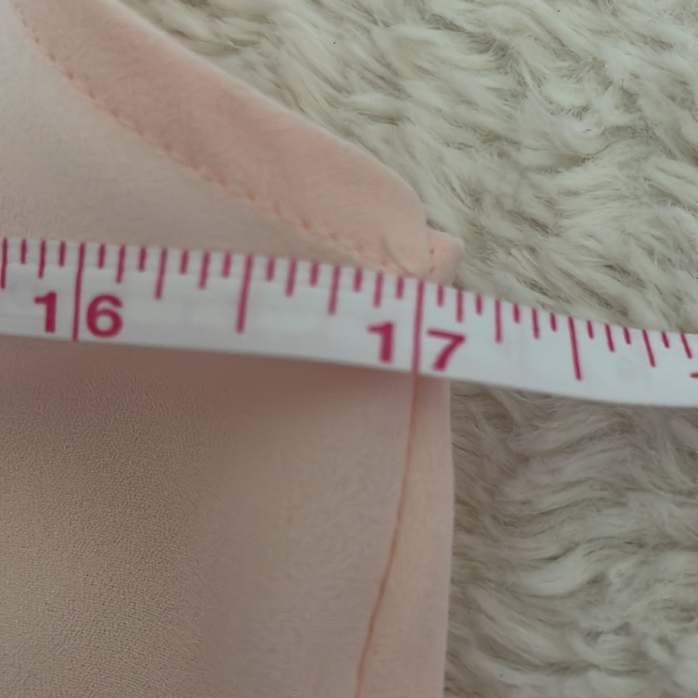 White House/Black Market Soft Peach Sleeveless Ruffle Front Top EUC  - Size 2 - Picture 9 of 14
